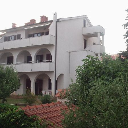 Apartments Brozic Krk Town Exterior foto
