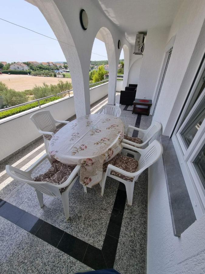 Apartments Brozic Krk Town Exterior foto